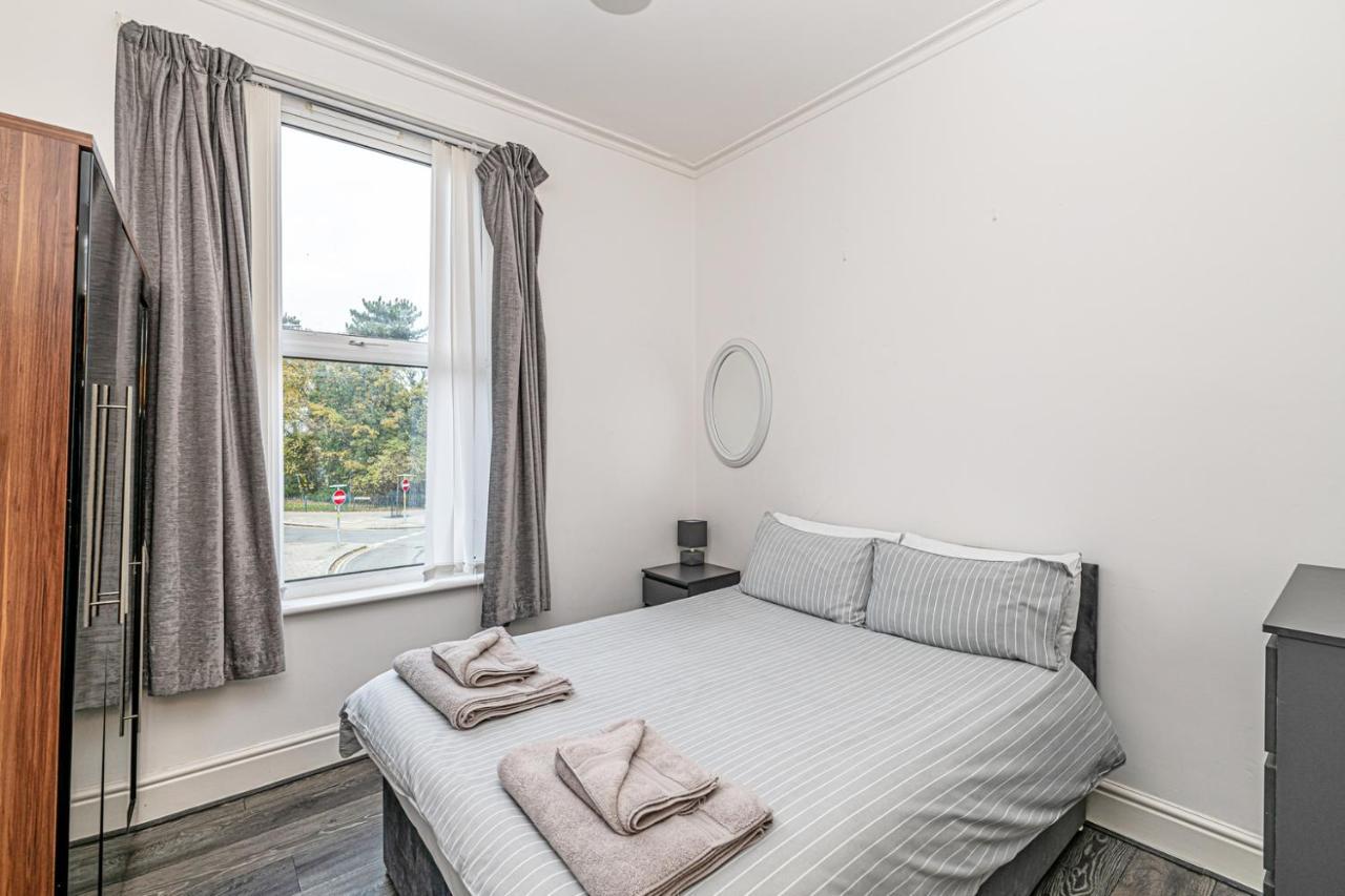 One Bedroom Holiday Apartment Colwyn Bay Ngoại thất bức ảnh